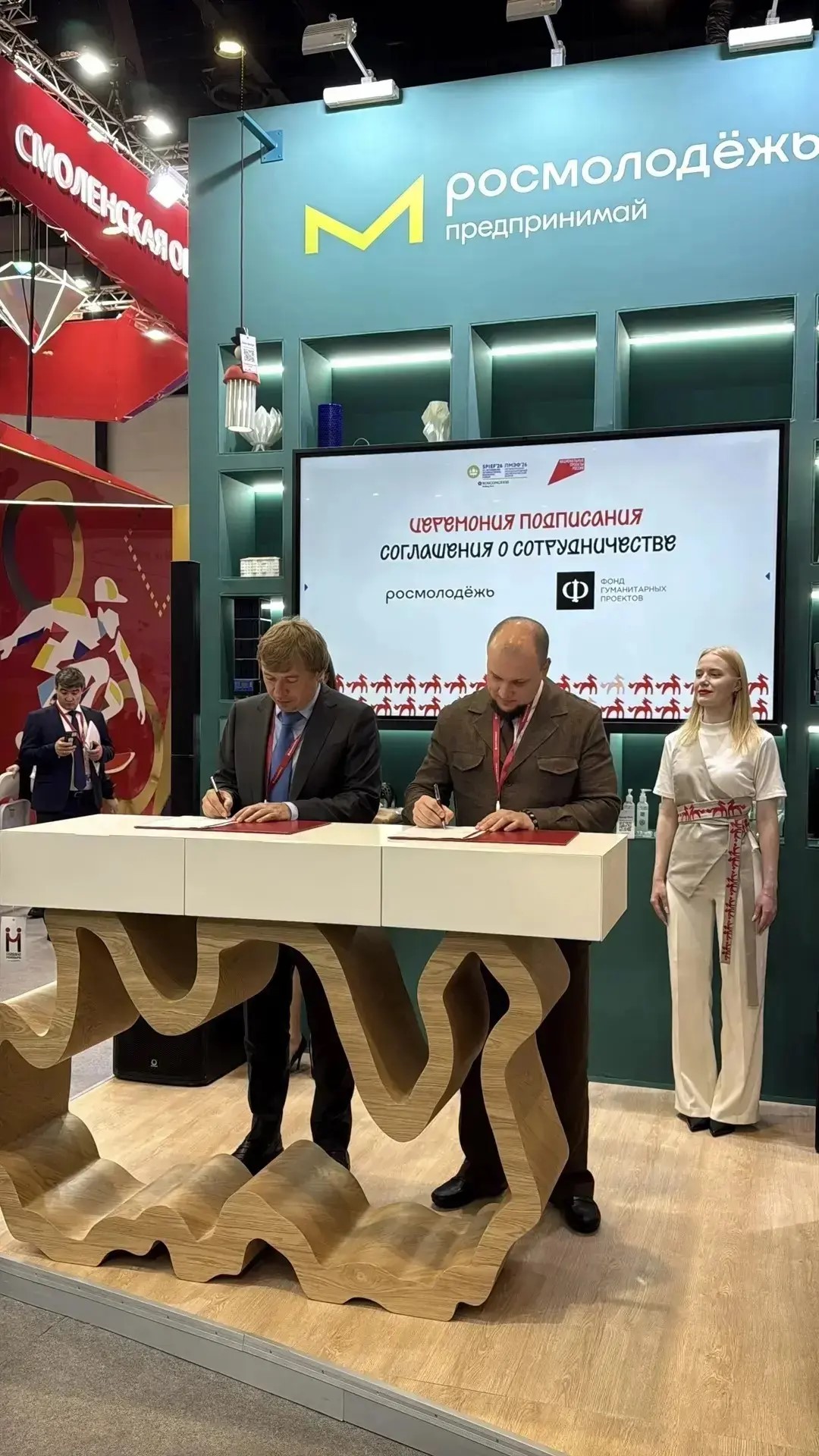 Изображения.